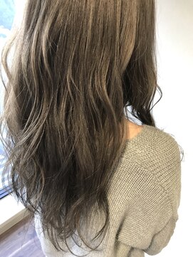 ボタニウム バイ アールサロン(BOTANIUM by RrSALON) 【BOTANIUM滝島】外国人風ハイライト×ミルキーグレージュ