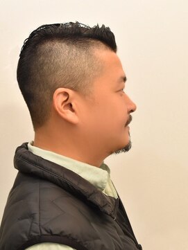 ヘアスタジオヘーフリヒ(HAIR STUDIO HoFLICH) 【ハードガイショート】