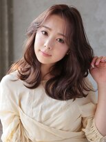 ナナナ パレナ 大津膳所店(nanana parena) ゆるふわ外ハネセミディ!透け感とツヤ感のフォーマルベージュ