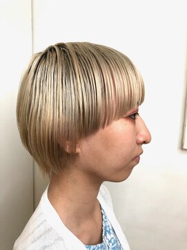 キサイ バズ(kisai BUZZ) kisaiBUZZ＊西川史浩ミルクベージュ×ワイドマッシュバング