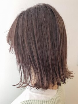 ネオリーブ チロル 横浜西口店(Neolive CiroL.) 肌を綺麗に見せる女性カラー