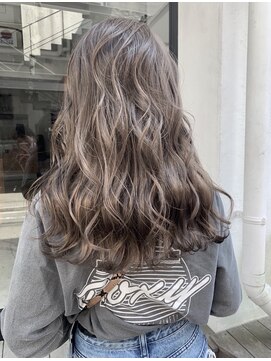 アルカナ 明治神宮前原宿(ARCANA) 透明感グレージュ.ハイライト　ベージュカラー