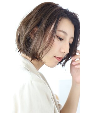 エクリ 麻布十番(equri) ヌーディーカラー/30代40代50代