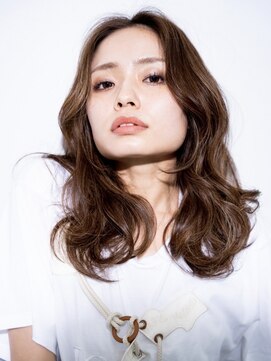 ブティック(boutique) 韓国風ラフウェーブ 小顔ワンサイドショートボブ