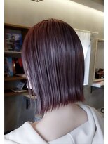 プリームヘアーホワイト(Pleame hair WHITE) 切りっぱなしボブ