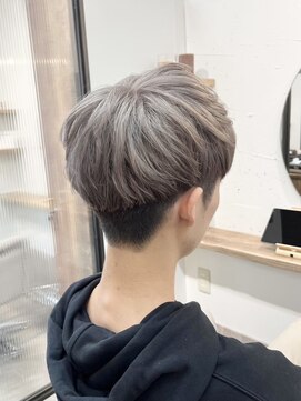 シア 綾瀬店(SHEER) 【Yuki】ホワイティベージュ×刈り上げマッシュ