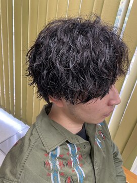 ムク バニラ モカ ラテ(MUKU vanilla/moca/ratte) ミディアムウルフ＋スパイラルパーマ