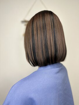 ジウ 上通り(JIU) 20代30代小顔ゆるふわショートアンブレラベージュ