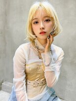 メーヴェ(Mowen) mowen 南堀江　ブロンドカラー　レイヤーボブ