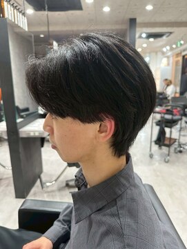 シャイン 大宮(SHINE) メンズカット/パーマ/ヘッドスパ/ブリーチ/眉毛/韓国/大宮/Men's