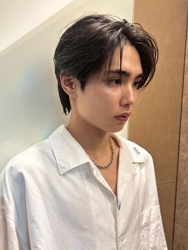 ポーチバイハニー オモテサンドウ(PORCH by HONEY omotesando) ブルーブラック センターパート 流れる矯正 フェザーパーマ1