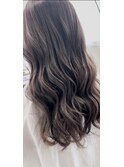 柔らかグレージュウェーブ