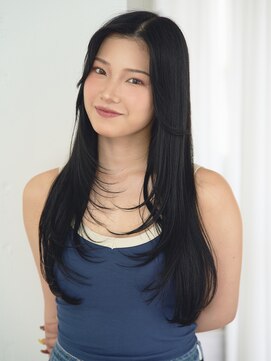 ルクスドレ 新宿(Luxe doree') ★レイヤーカット/フレーミングバング/ヘギョモリ［新宿駅］