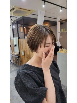 コポル(Copol) まわりと差がつくショート×オリーブベージュ