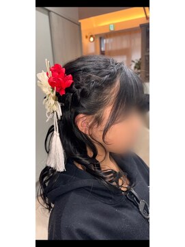 レアククナ(Lea kukuna) ハーフアップスタイル