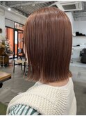 切っぱなし外ハネボブ ピンクベージュ ブリーチ ダブルカラー