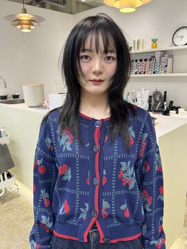 フィット ヒュー 千葉(fit hue) ミルクティーブロンド/ダークブルー/デジタルパーマ/千葉駅