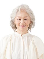ブロッサム プロデュースド バイ エガオ(Blossom PRODUCED by EGAO)&nbsp;グレイヘアの方に◎上品ボブレイヤースタイル