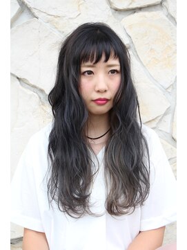 ヘアメイク ヴァロ(Hair Make VaLo) 透明感+ダークトーン