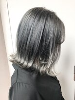 オーティティ(O-TETE)&nbsp;O-tete 透明感シルバーグレージュ