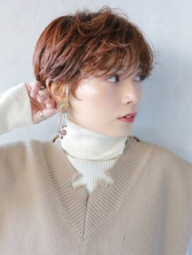 アルバム 渋谷パルコ(ALBUM) カジュアルショートスタイル_耳かけウェーブパーマ_46717