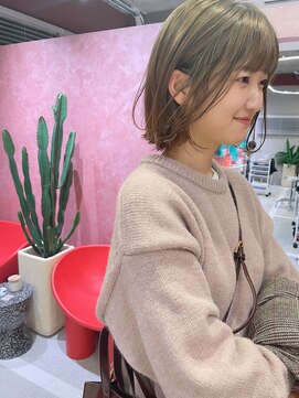 ローレンジウ(LOREN JU) 名駅/名古屋駅/学割U24/レイヤーカット/オージュア/ダブルカラー