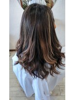 マナリ(Manali) 毛先フンワリニュアンス♪