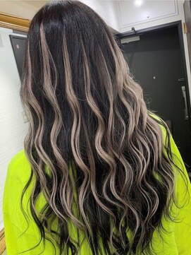 ディーシー 池袋(D.C) ハイライトエクステスタイル