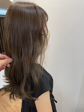 アンククロス 青山店(ANKH CROSS) 顔まわりレイヤー×オリーブカラー