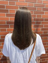 イイナヘアガレージ(117)&nbsp;【117hairgarage】大人かわいい_グレーベージュ_ロング