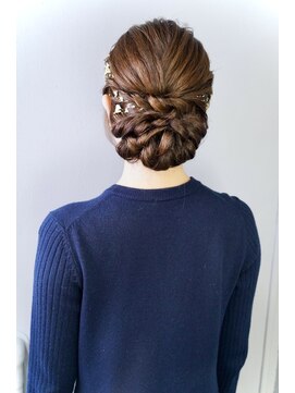 ドッツ(Dots.) 『Dots. 』ブライダルヘア