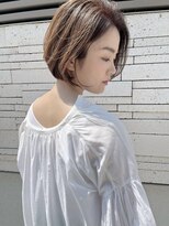 スリー(Th:ree)&nbsp;大人可愛い20代30代40代丸みとくびれショートボブ◎