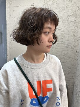 ペネロープ(Penelope) ミニボブ/ソフトスパイラル/クセ毛風