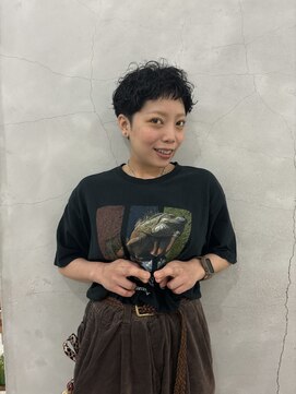 エンドリンク(endlink) ベリーショート黒髪パーマ