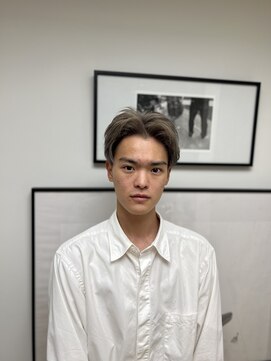 ファミリア ボンド(familiar BOND) アップバングショート