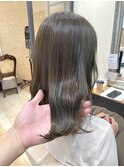 赤みのないオリーブベージュ♪♪