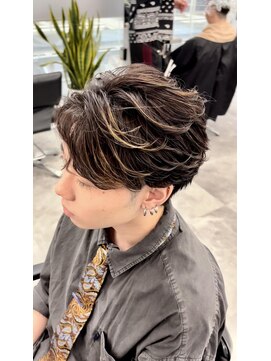 オム ブランシェ(HOMME BLANCHE’) 【Ryo】フェザーパーマ×ハイライト