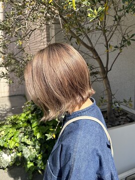 フィーカ(fika) 肌トーンを明るく見せるハニーラテベージュ☆