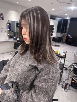 キング 枚方店(K!ng) 縮毛矯正髪質改善ハイライトレイヤーカット枚方美容室エクステ