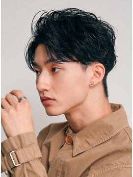 レタッチ バイ フィフス 天神大名(RETOUCH by fifth) 福岡天神メンズフェザーパーマフェザーショートスパイラルパーマ