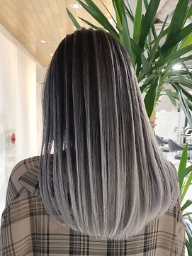 フリーク(FLEEK) ハイライト×ストレート