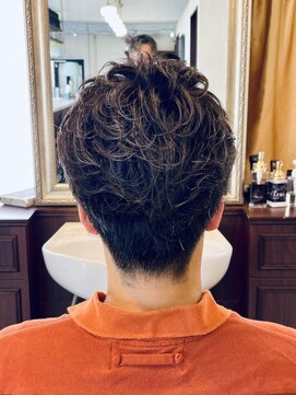 グレイスフルバーバーロンドン 大宮店(Graceful Barber London) 【20代 男性】ロンドンフェザーパーマ(大宮/バーバー)