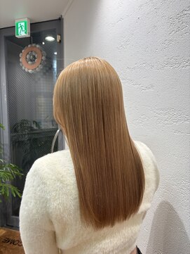 髪質改善トリートメント10代20代透明感ハイトーン