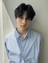 リア(Li'a by neolive) センター分けパーマ