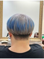 ニルバ(niLva)&nbsp;マッシュヘア × 寒色デザインカラー