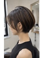 髪質改善Lino hair/縮毛矯正/白髪ぼかし/ハイライト/メンズカット【リノヘア】 丸みショートレイヤー/ショートボブ/耳掛けショートレイヤー