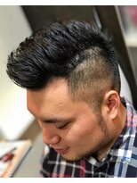 オムヘアーバイグルーマーズ(HOMME HAIR by GROOMER/S)&nbsp;サイドパートモヒカン・スパイキーショート・Hommehair2nd櫻井