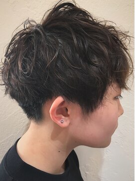 ロッコ(ROCCO) ハンサムショート×パーマ