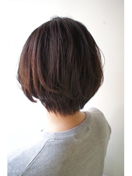 ディスオモテサンドウ 表参道(This OMOTESANDO) 大人クールはShort STYLE【表参道,青山】山本