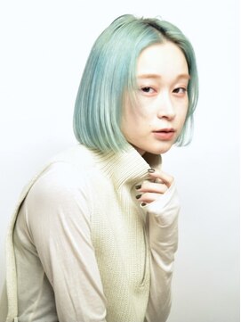 ピークアブー 原宿ハラカド(PEEK-A-BOO) 水色カラー×ボブ